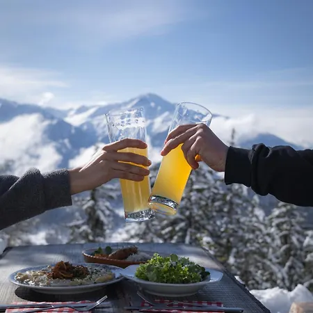 Alpineas Лойташ