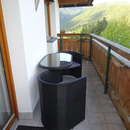 Apartment Alpineas *